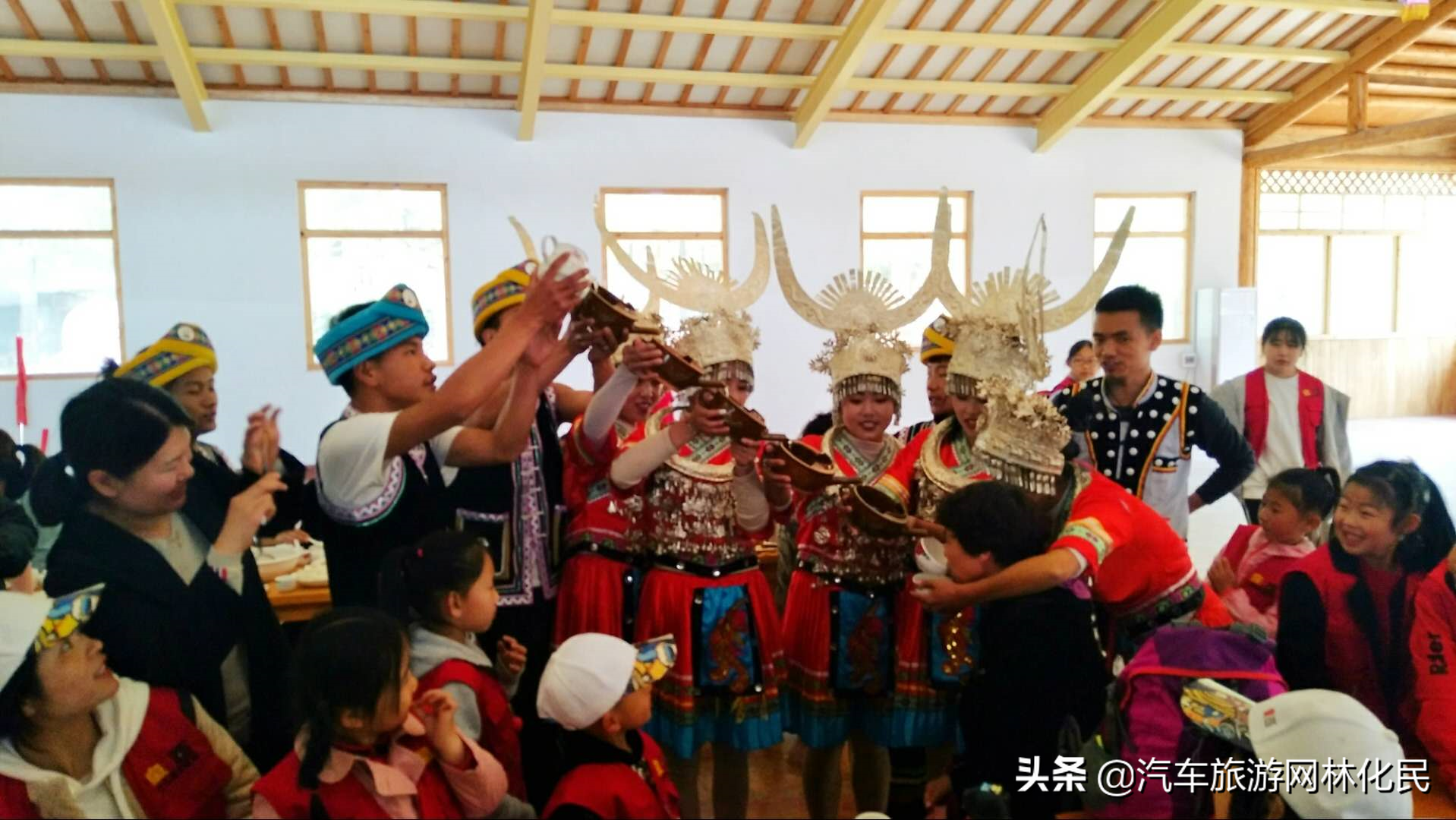 日照竹洞天风景区侗族特色美食—“百家宴”